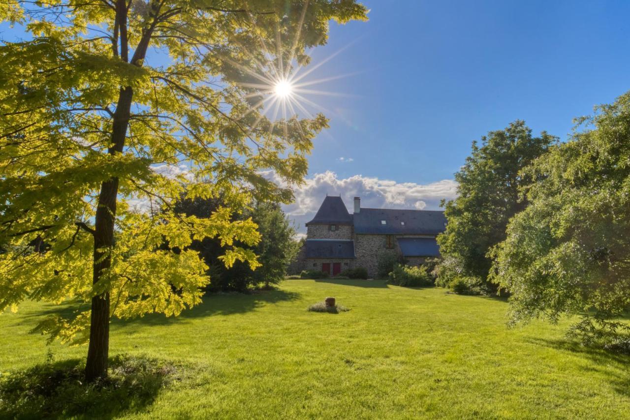 Manoir Le Courtillon Bed & Breakfast Le Pont Rean